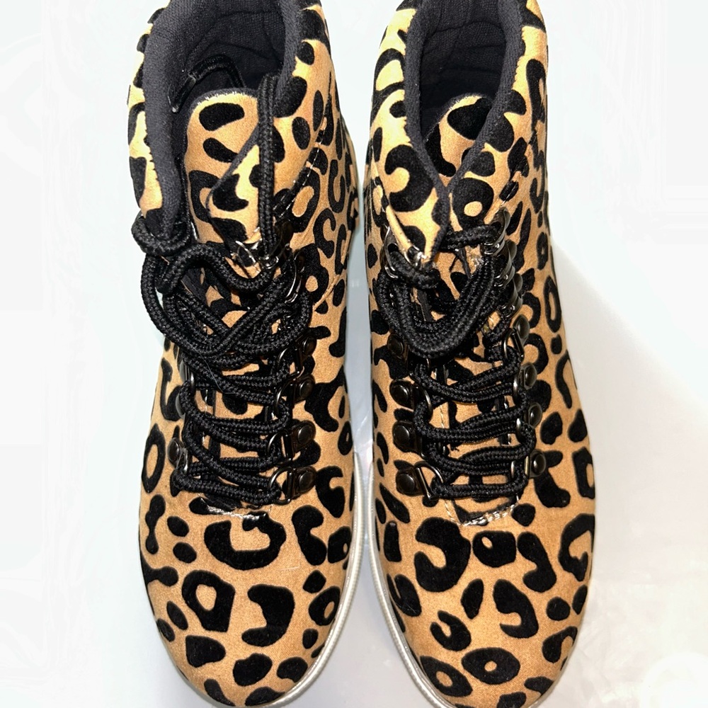 Qupid Leopard Lace-Up Ankle Boots in Black & Tan